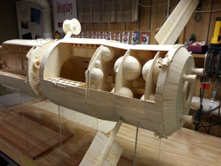 Illustration for article titled Man makes giant 13.4-foot-long space station with 282,000 matchsticks